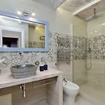 Terraced - Metro To Vatican & Center Apartment Rom