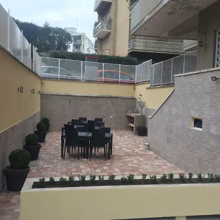 Terraced - Metro To Vatican & Center Apartment *